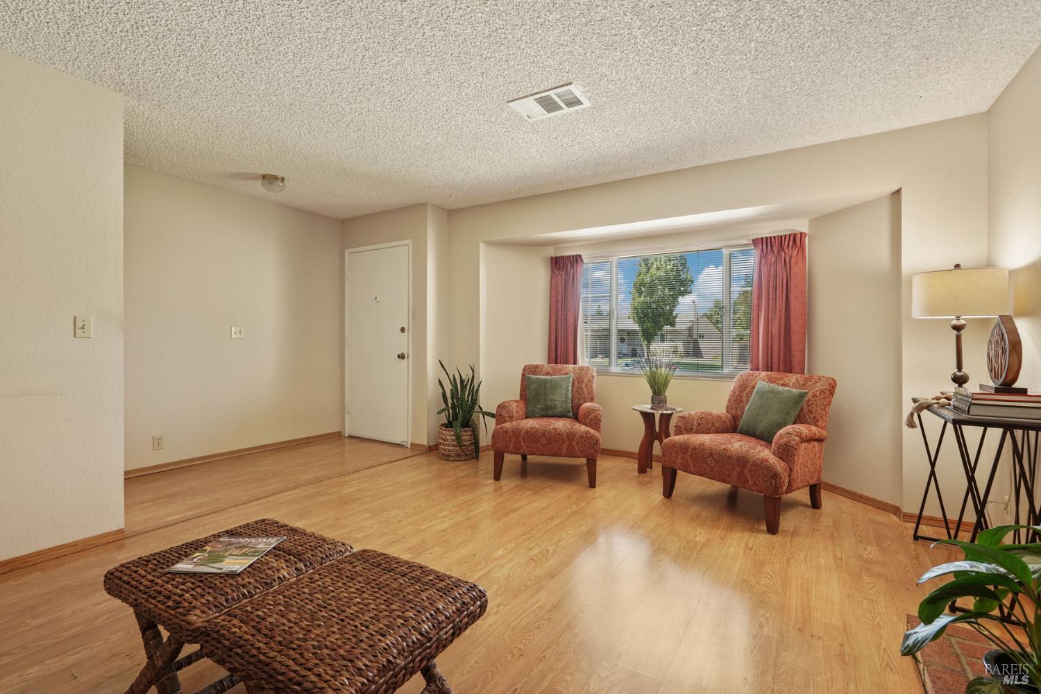 2242 Ross Place Fairfield CA 94533