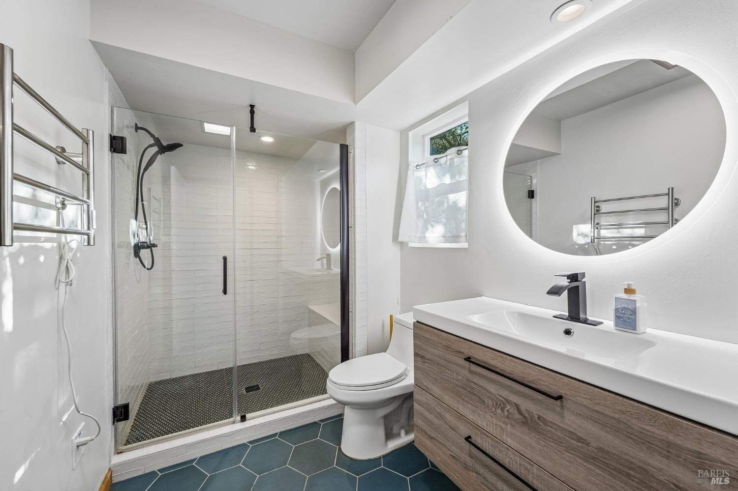 602 Galland Street Petaluma CA 94952