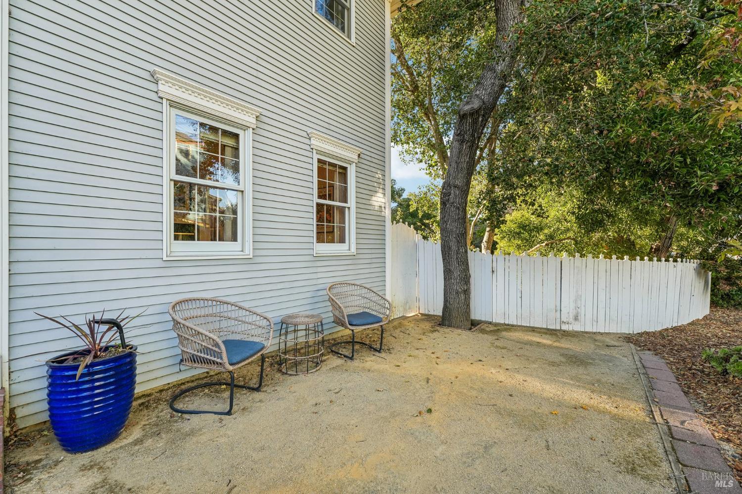 602 Galland Street Petaluma CA 94952
