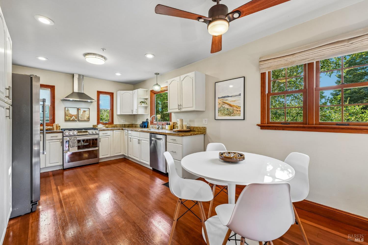 602 Galland Street Petaluma CA 94952