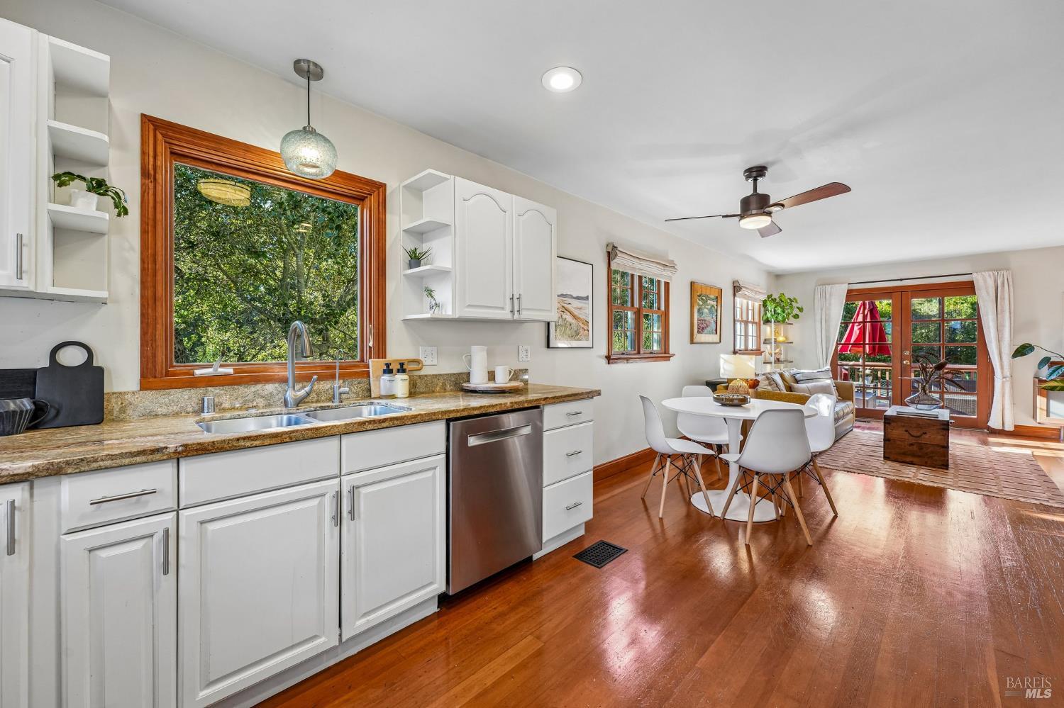602 Galland Street Petaluma CA 94952