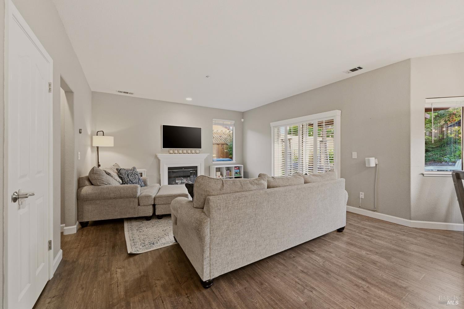 1203 Cayetano Drive Napa CA 94559