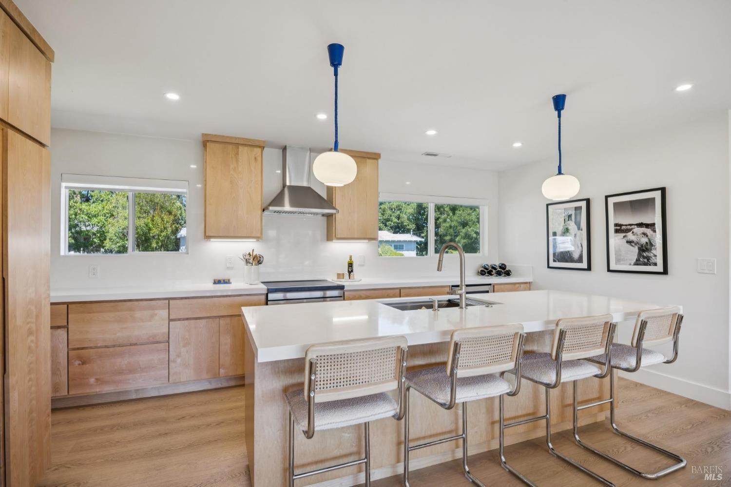 15 Brainerd Avenue Petaluma CA 94952