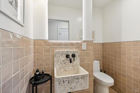 15 Brainerd Avenue Petaluma CA 94952