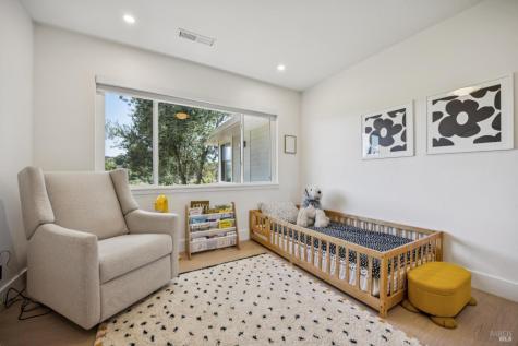 15 Brainerd Avenue Petaluma CA 94952