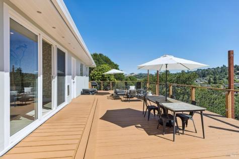 15 Brainerd Avenue Petaluma CA 94952