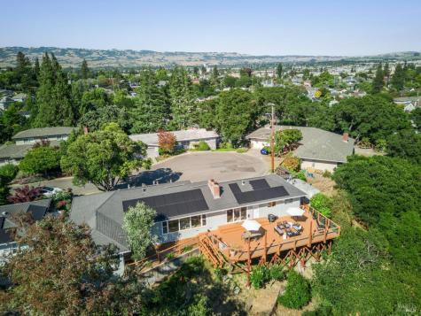 15 Brainerd Avenue Petaluma CA 94952