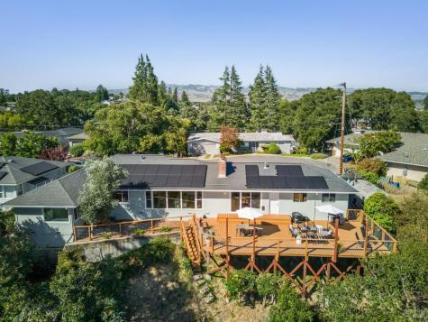 15 Brainerd Avenue Petaluma CA 94952