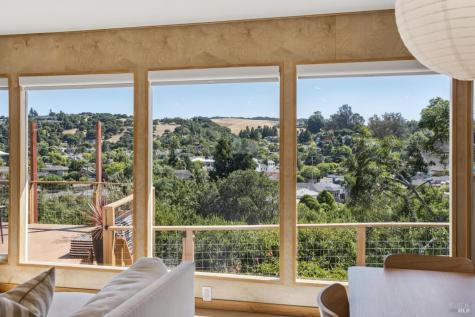 15 Brainerd Avenue Petaluma CA 94952