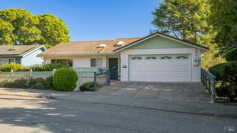 1104 Birch Drive Petaluma CA 94952