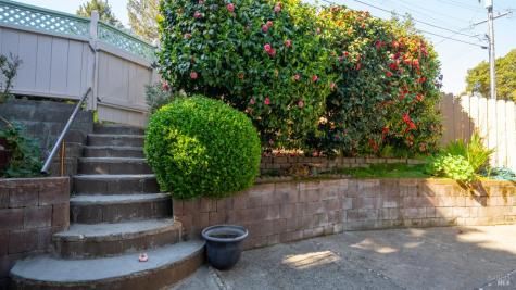 1104 Birch Drive Petaluma CA 94952