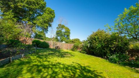 1104 Birch Drive Petaluma CA 94952