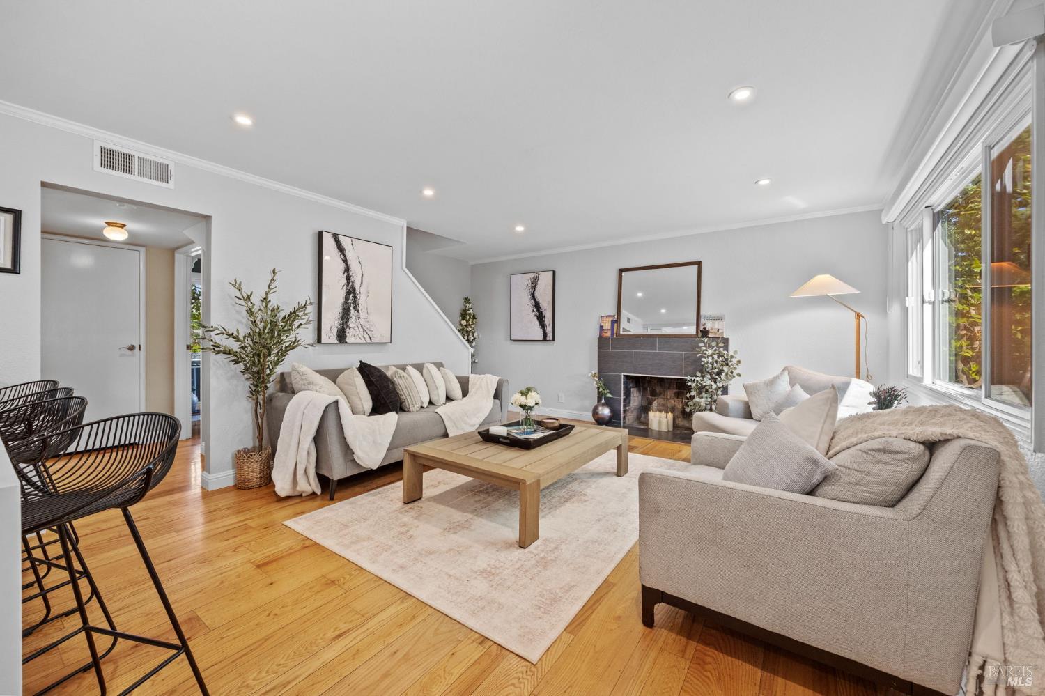 229 Blackstone Drive San Rafael CA 94903