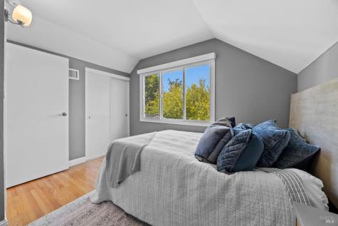 229 Blackstone Drive San Rafael CA 94903