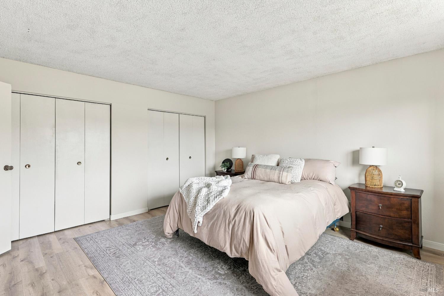 17 Eastside Circle Petaluma CA 94954