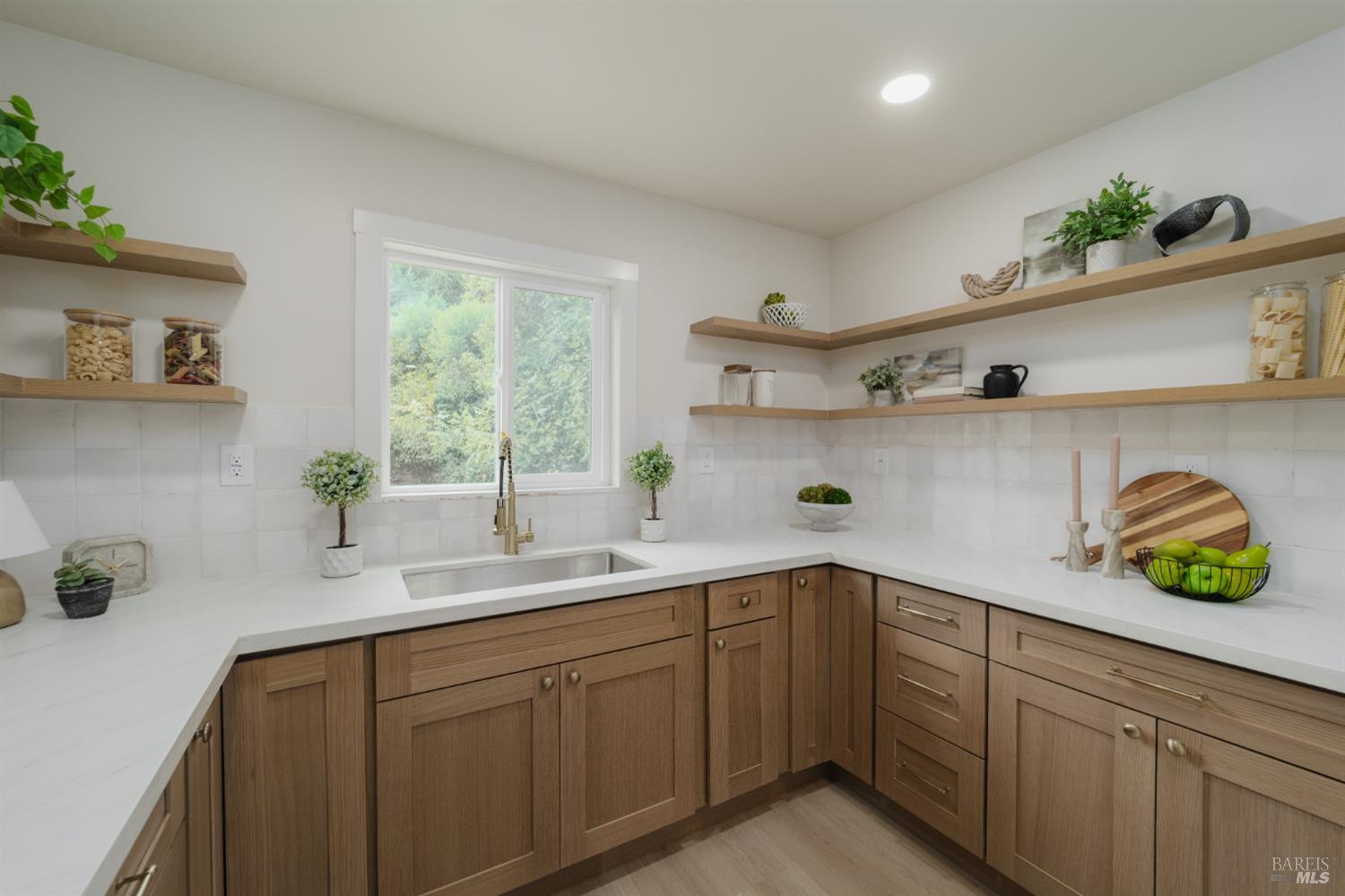 8061 Elphick Road Sebastopol CA 95472