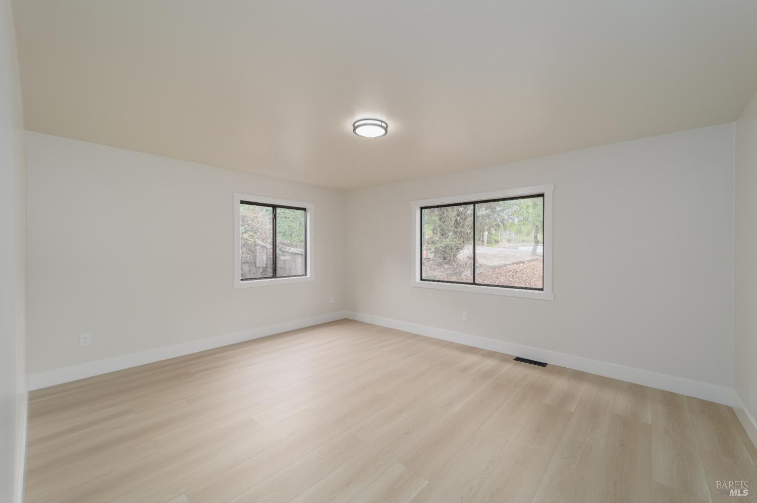 8061 Elphick Road Sebastopol CA 95472