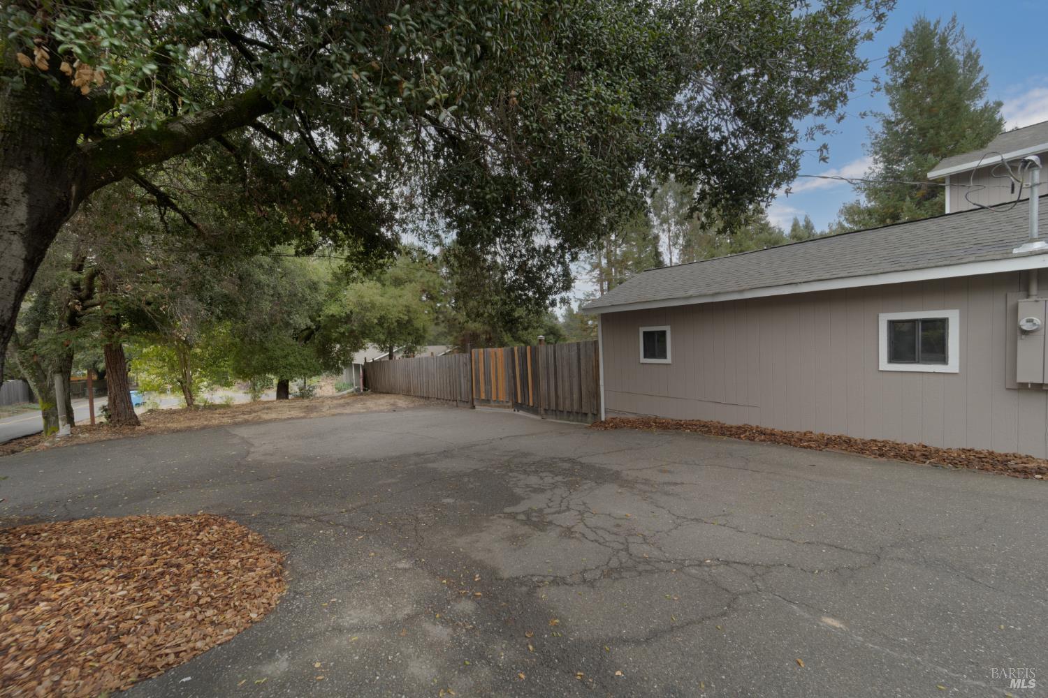 8061 Elphick Road Sebastopol CA 95472