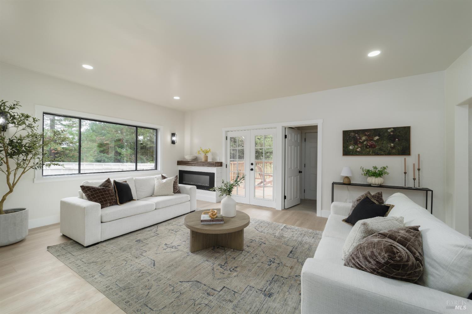 8061 Elphick Road Sebastopol CA 95472