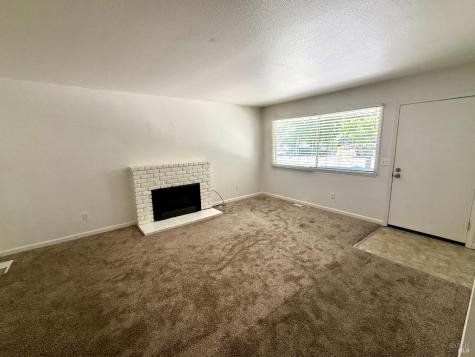 1558 W 3rd Street Santa Rosa CA 95401