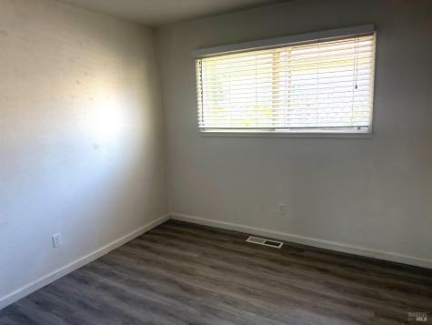 1558 W 3rd Street Santa Rosa CA 95401