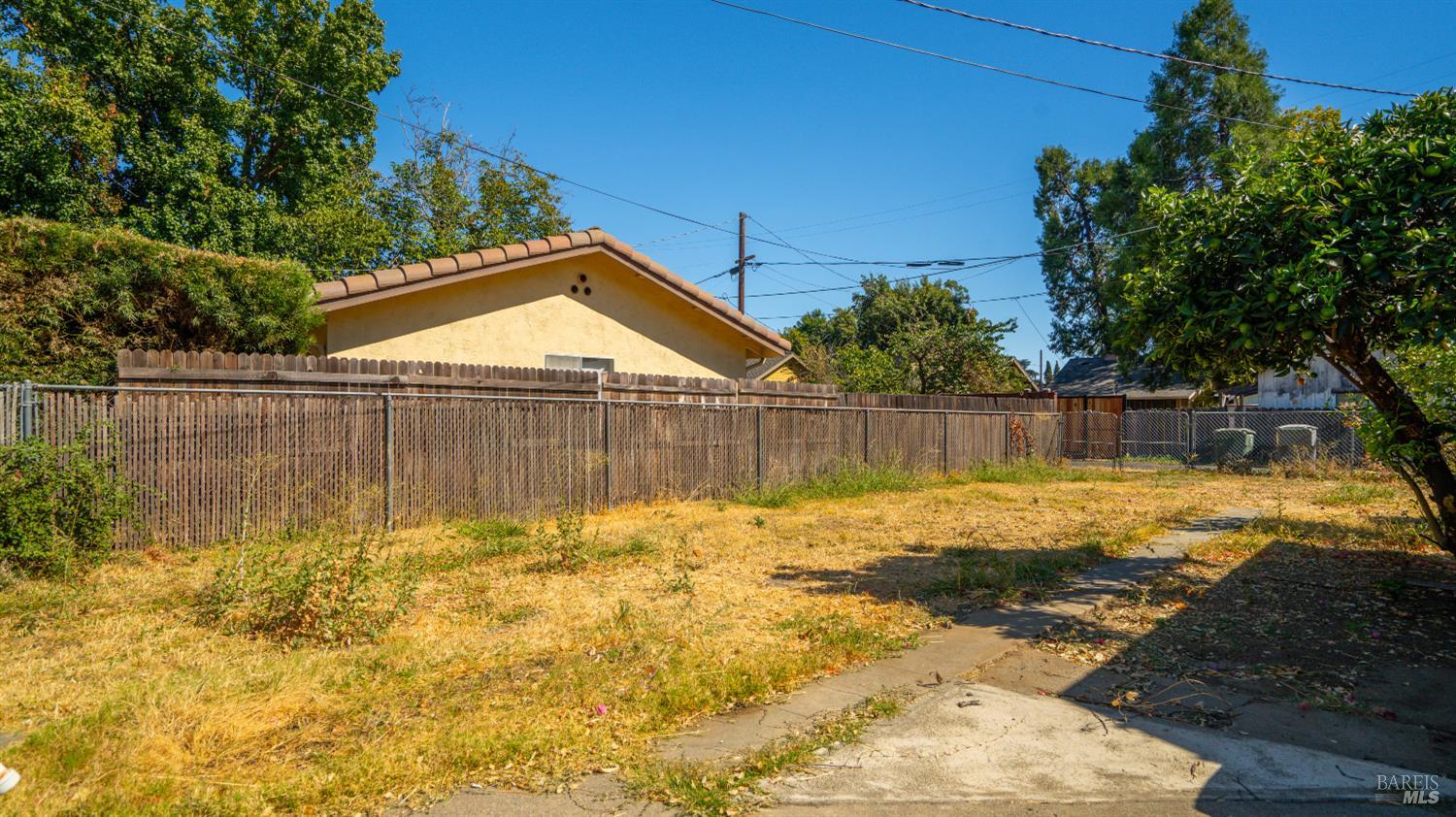 143 Magnolia Avenue Vacaville CA 95688