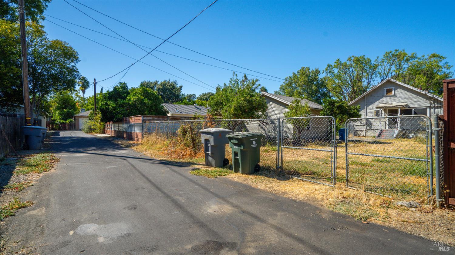 143 Magnolia Avenue Vacaville CA 95688