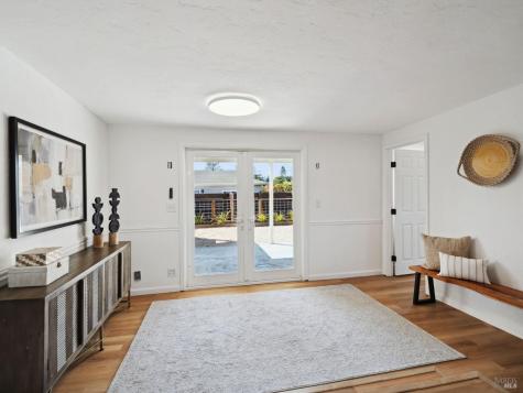 528 Sanns Lane Healdsburg CA 95448