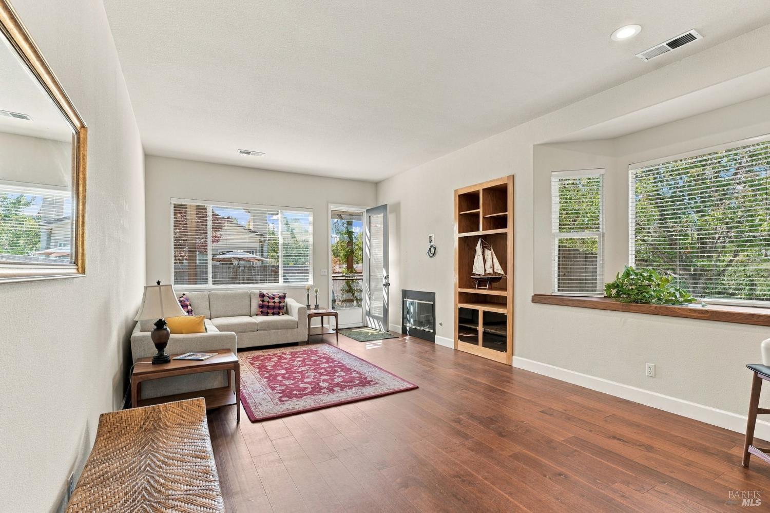 1278 Eagle Drive Windsor CA 95492