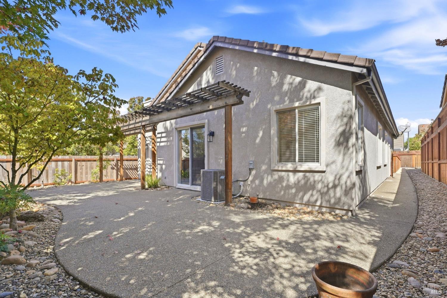 1278 Eagle Drive Windsor CA 95492
