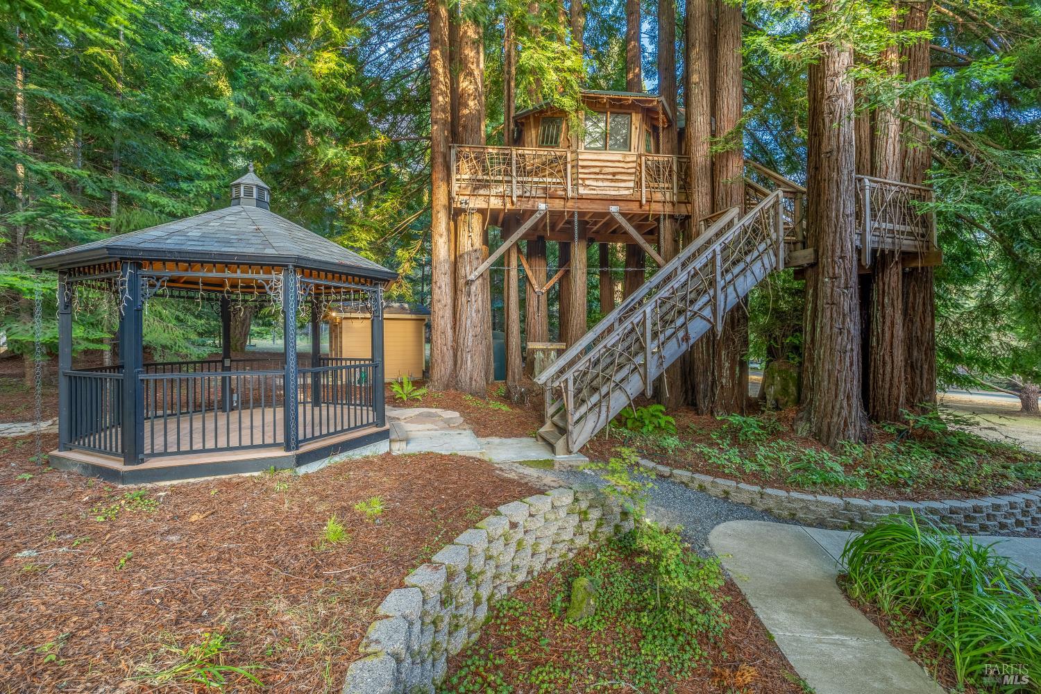 16611 Pearl Ranch Road Fort Bragg CA 95437