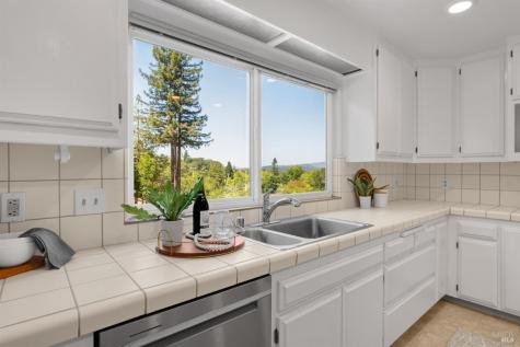 4354 Bennett Valley Road Santa Rosa CA 95405