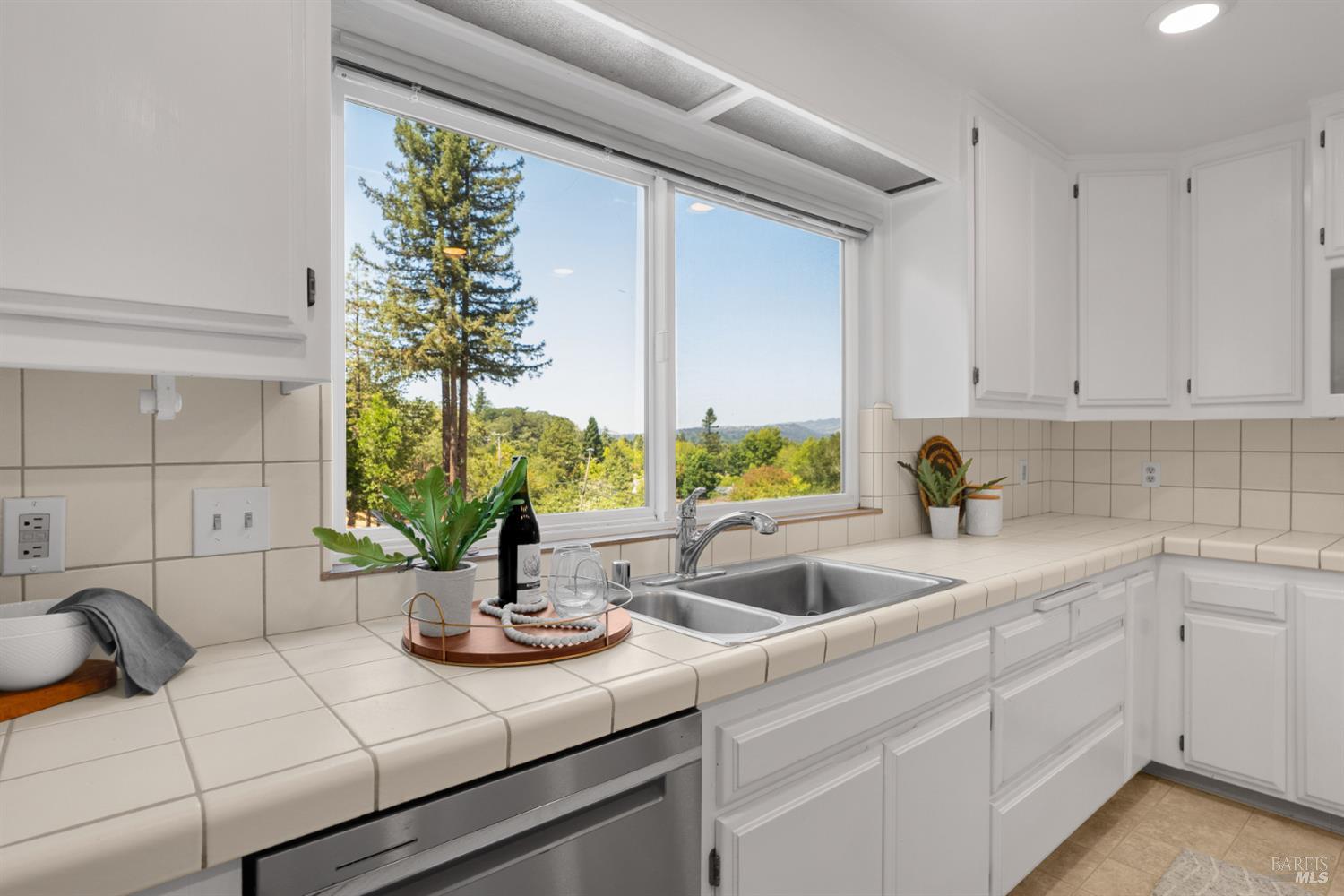 4354 Bennett Valley Road Santa Rosa CA 95405