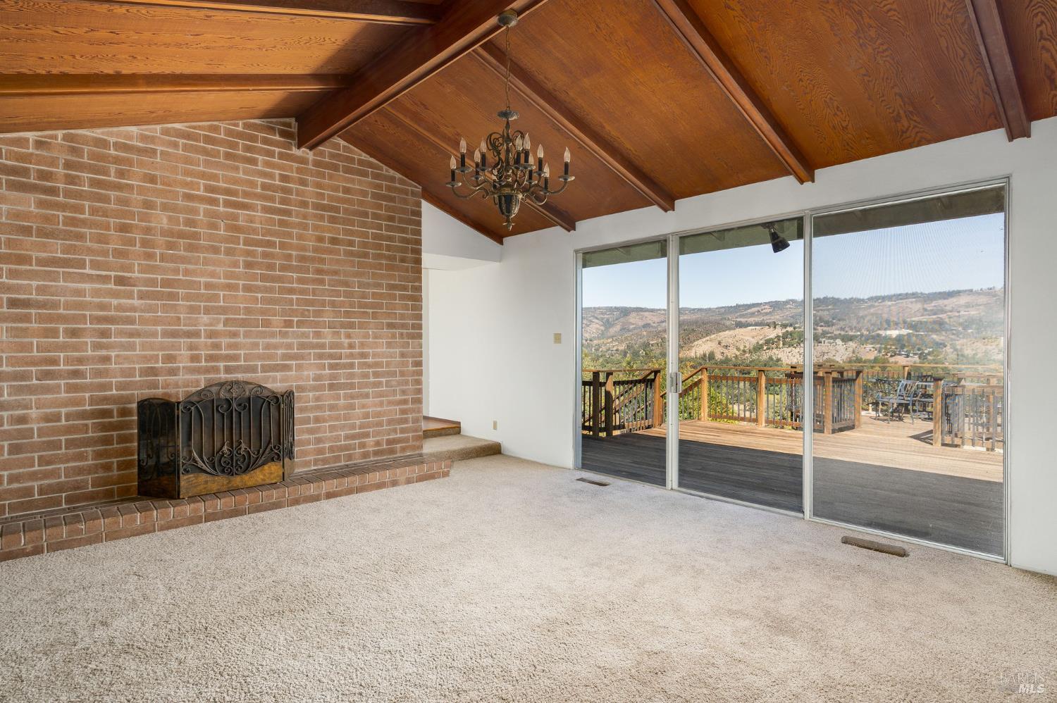 1291 Rockland Drive St. Helena CA 94574