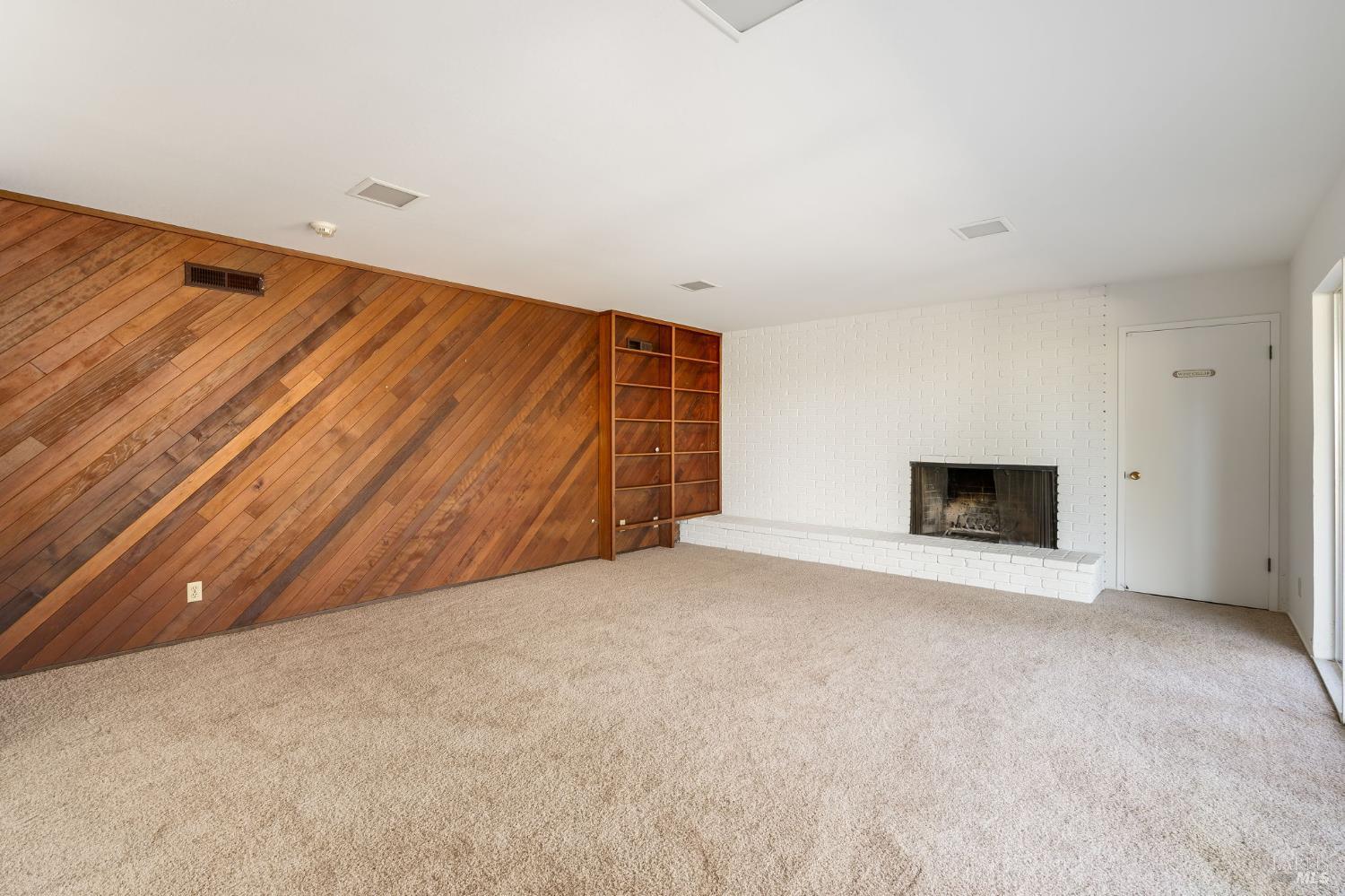 1291 Rockland Drive St. Helena CA 94574