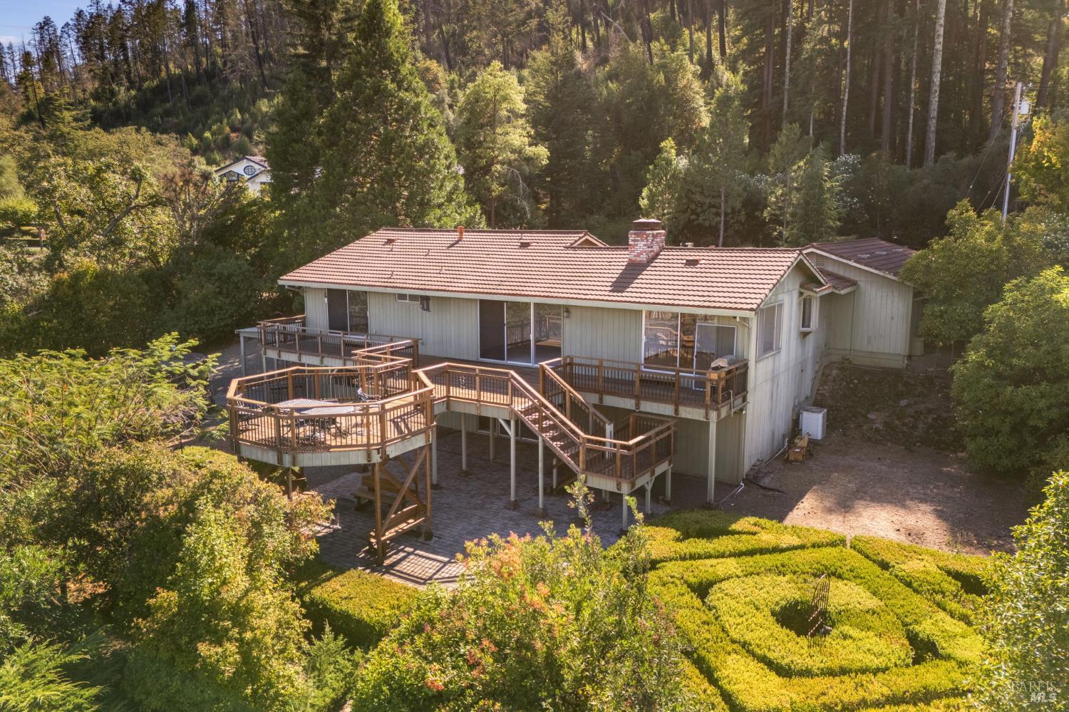 1291 Rockland Drive St. Helena CA 94574