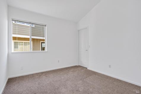 1073 Warren Drive Petaluma CA 94952