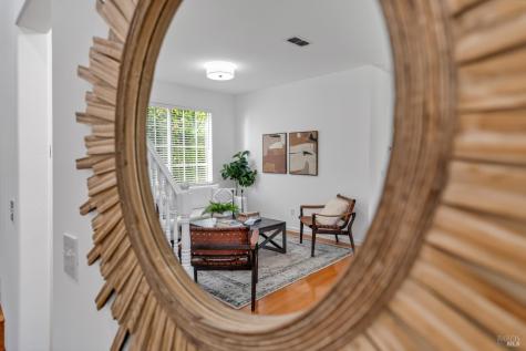1073 Warren Drive Petaluma CA 94952