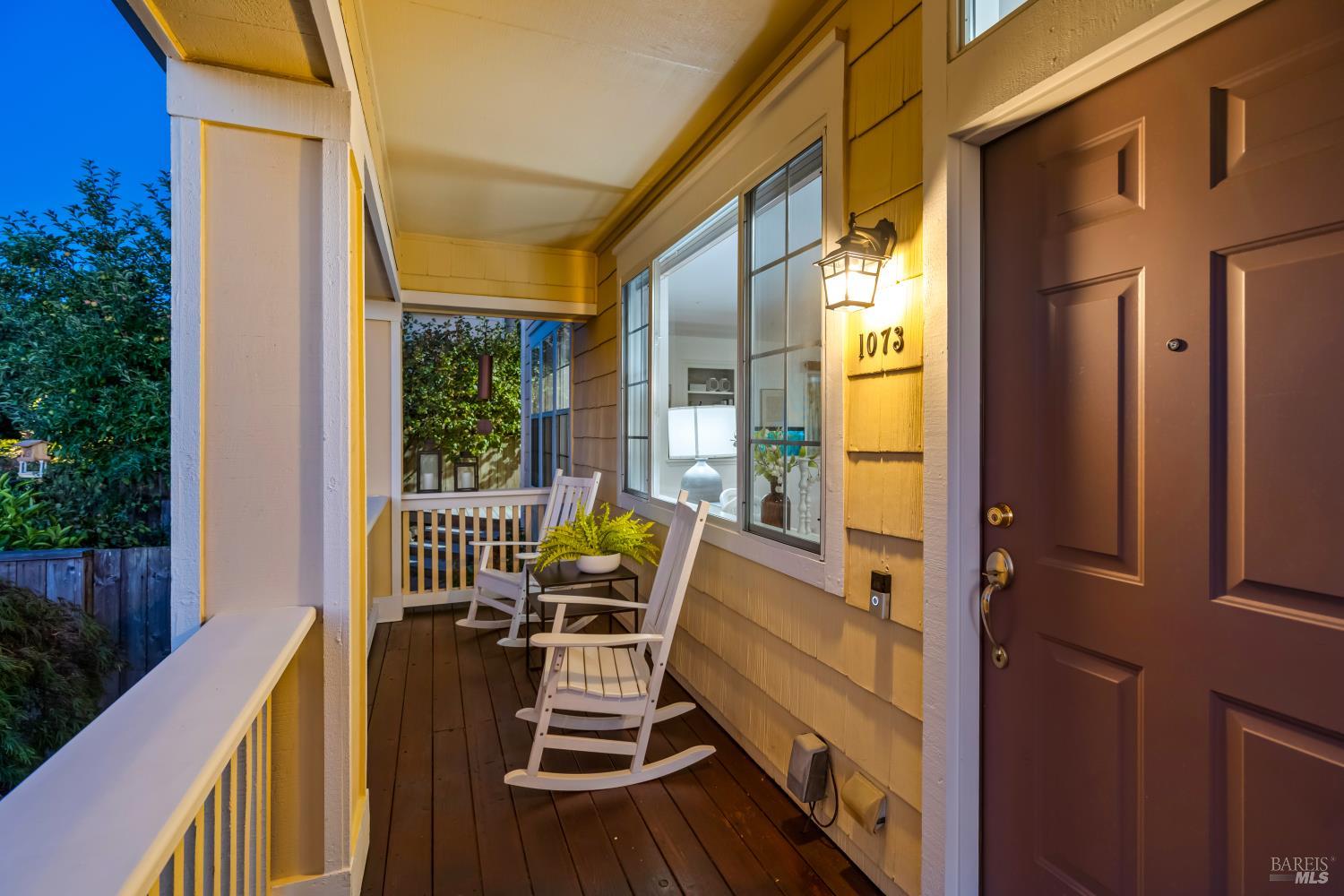1073 Warren Drive Petaluma CA 94952