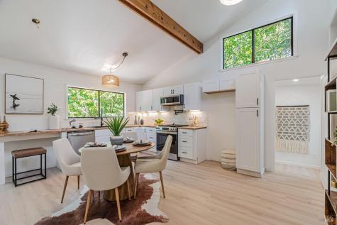 240 Vila Road Forestville CA 95436