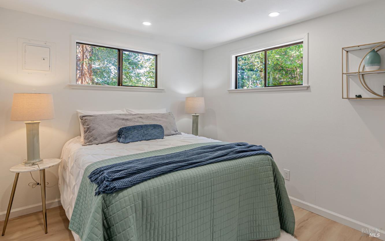 240 Vila Road Forestville CA 95436