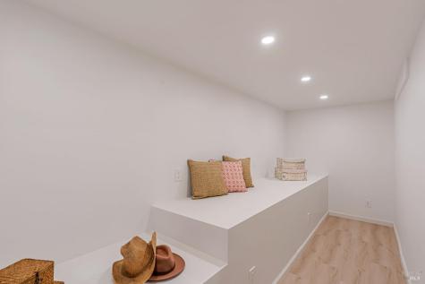 240 Vila Road Forestville CA 95436