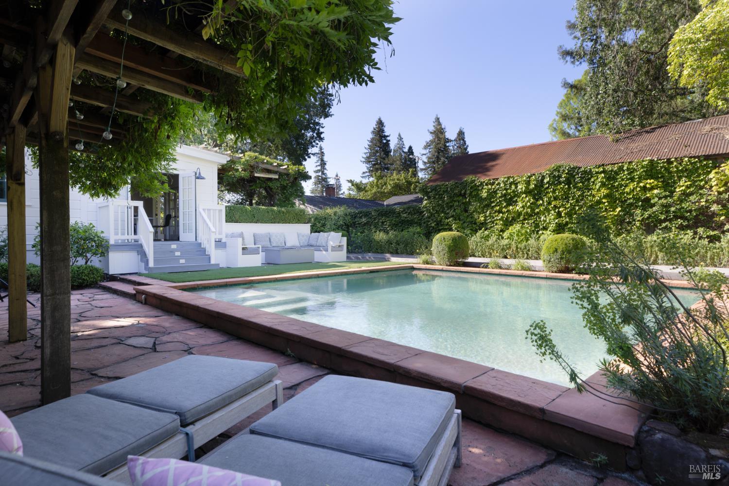 1410 Adams Street St. Helena CA 94574