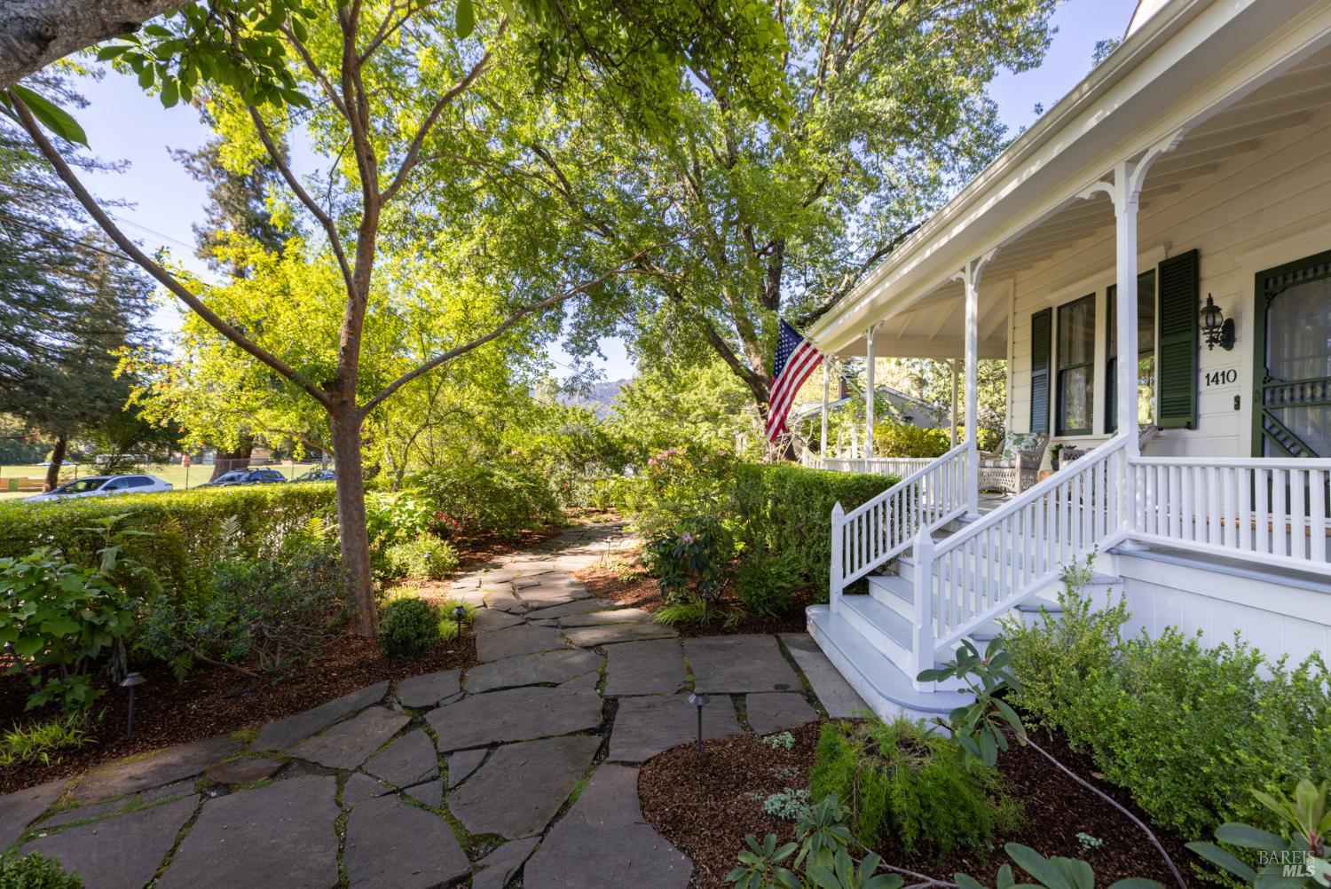 1410 Adams Street St. Helena CA 94574