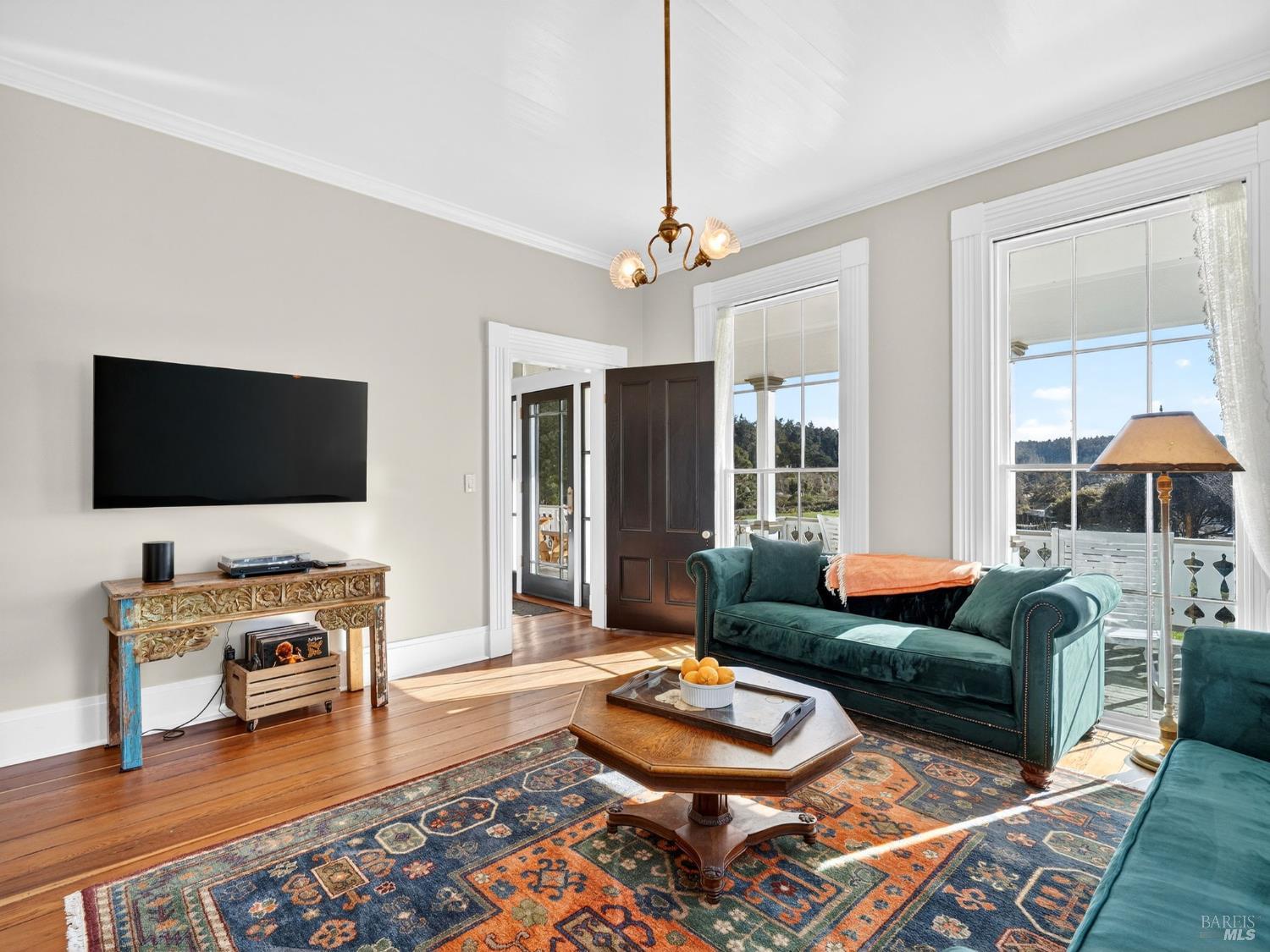 44900 Little Lake Road Mendocino CA 95460