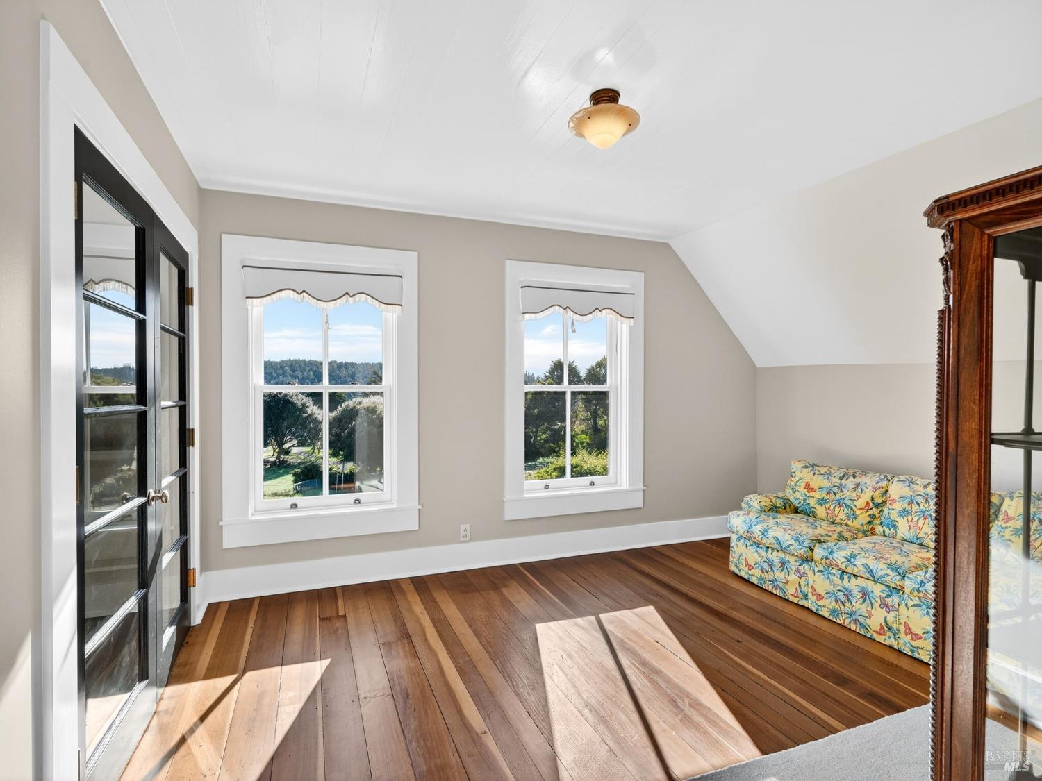 44900 Little Lake Road Mendocino CA 95460