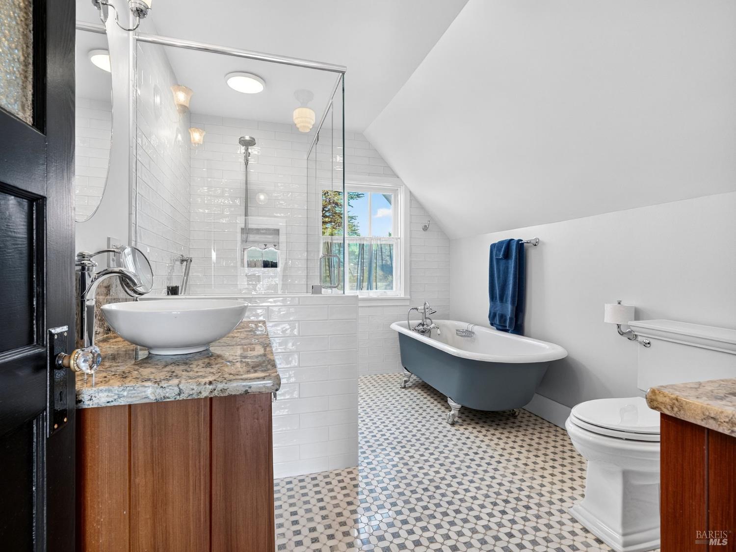 44900 Little Lake Road Mendocino CA 95460