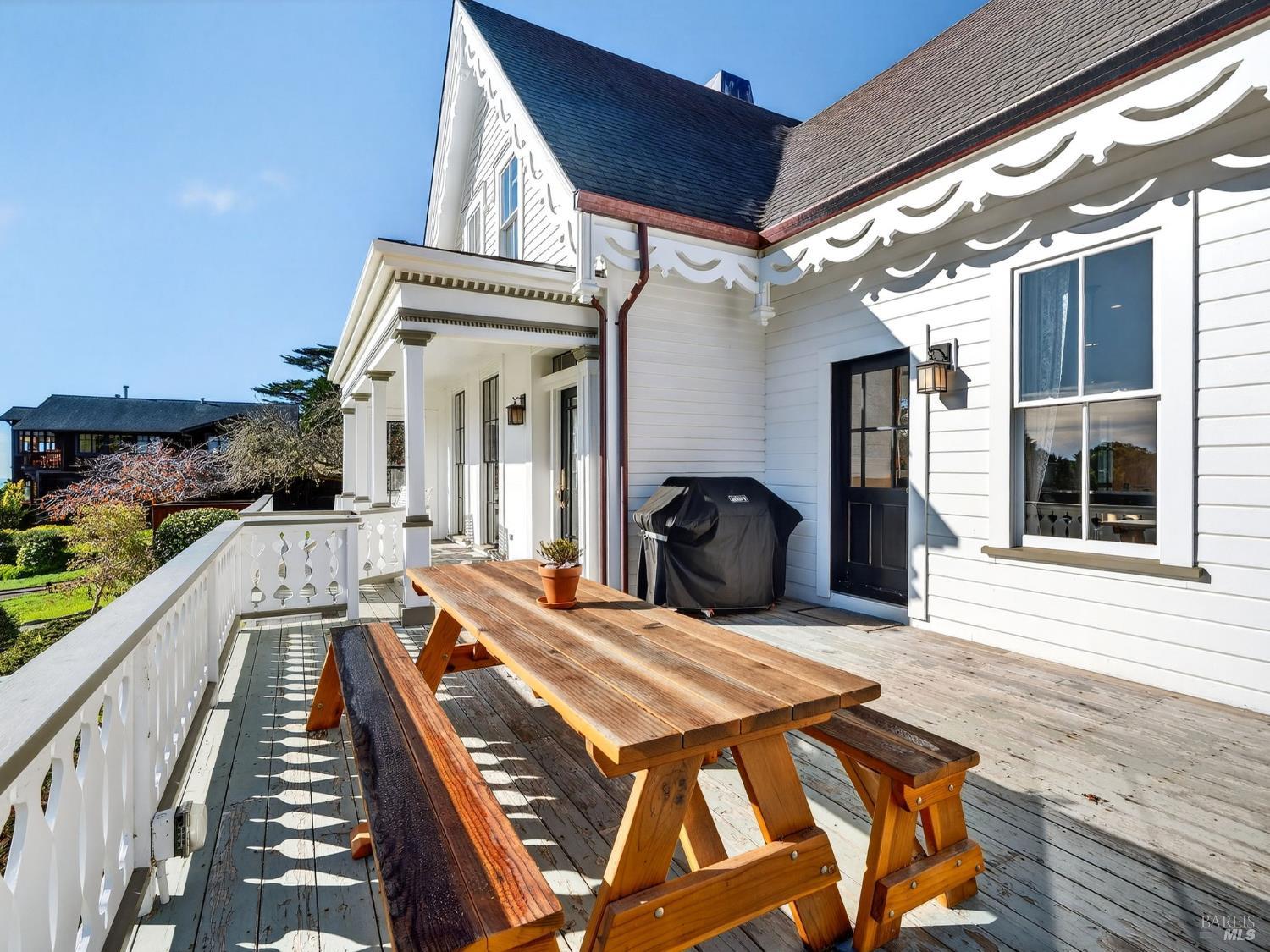 44900 Little Lake Road Mendocino CA 95460