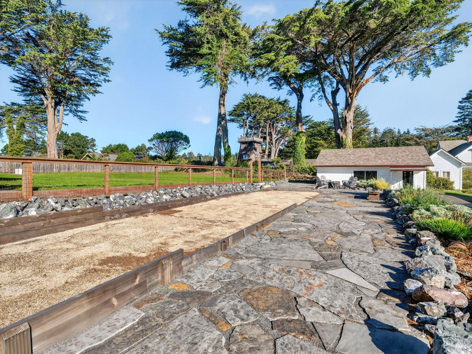 44900 Little Lake Road Mendocino CA 95460