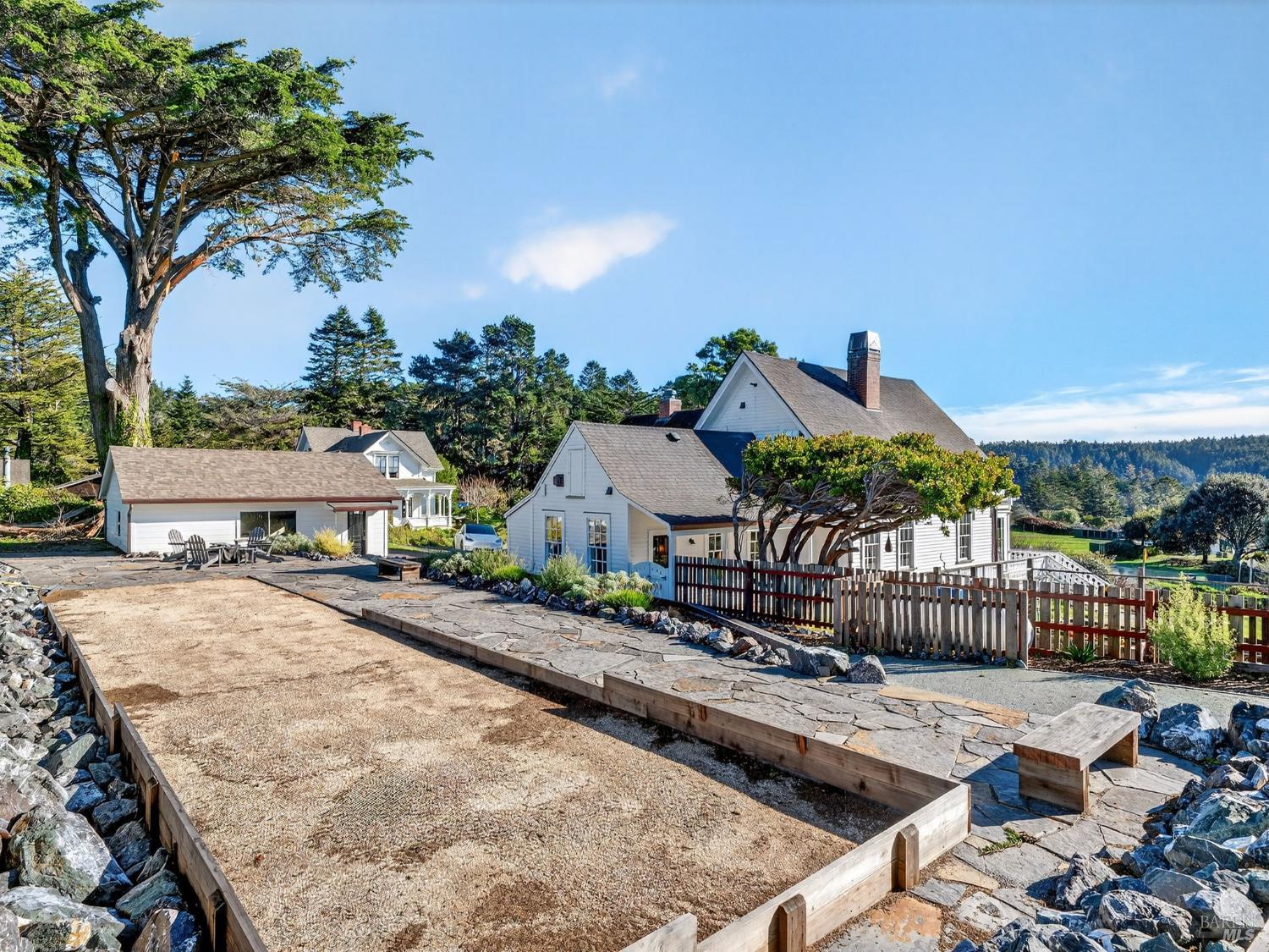 44900 Little Lake Road Mendocino CA 95460